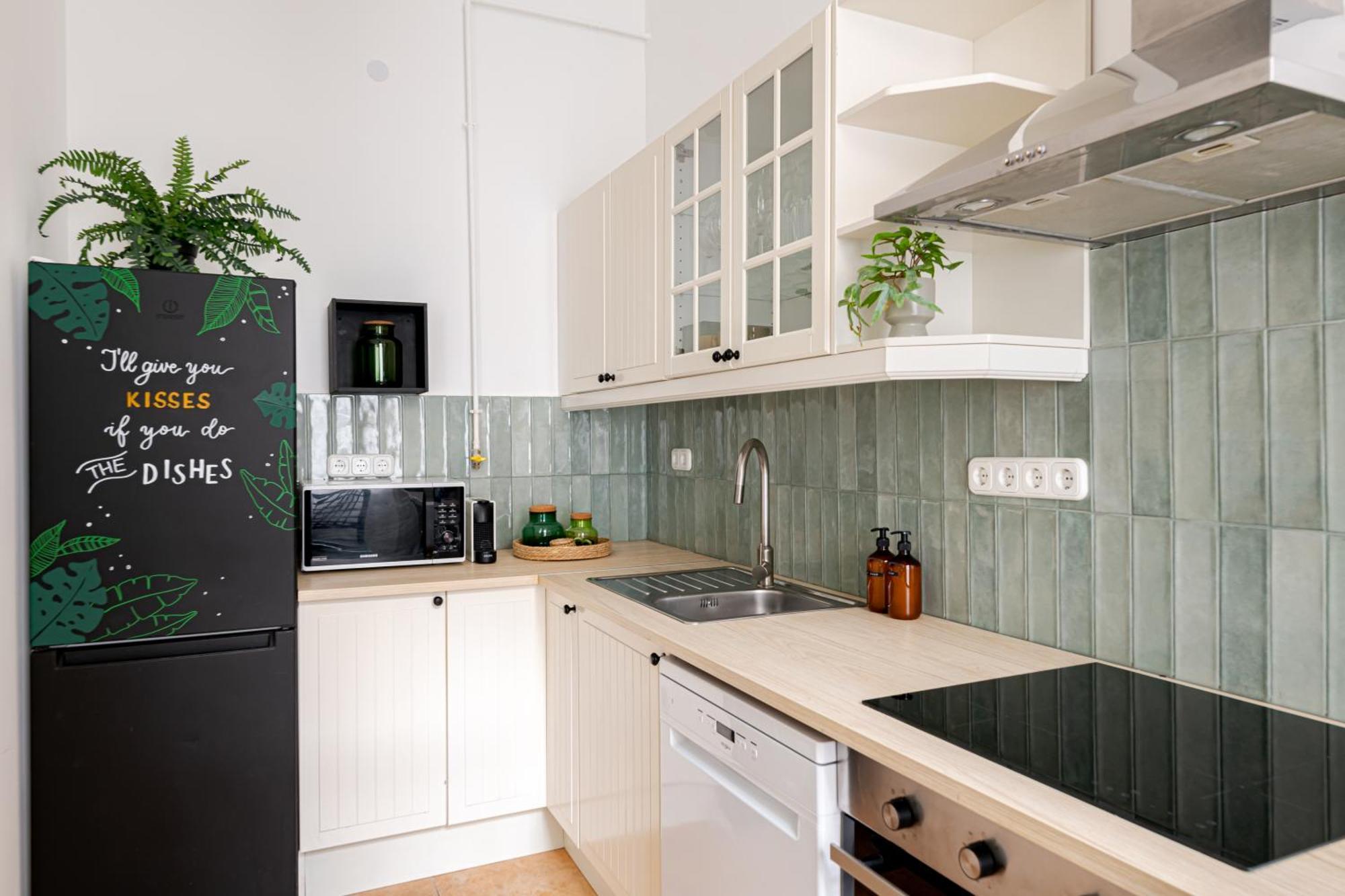 Jungle Aesthetics Downtown Apartman Aircon And Garage Parking Budapeşte Dış mekan fotoğraf