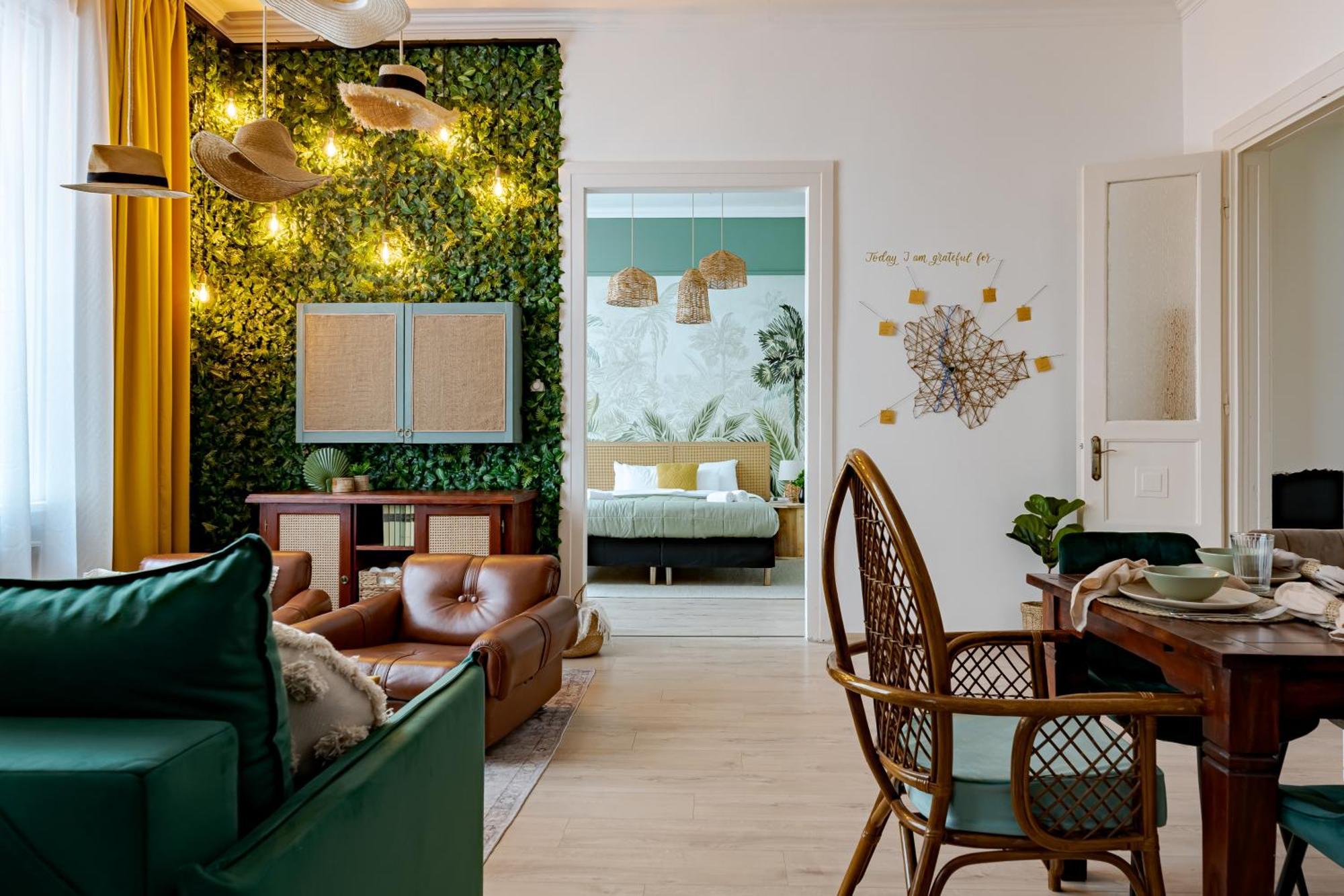 Jungle Aesthetics Downtown Apartman Aircon And Garage Parking Budapeşte Dış mekan fotoğraf